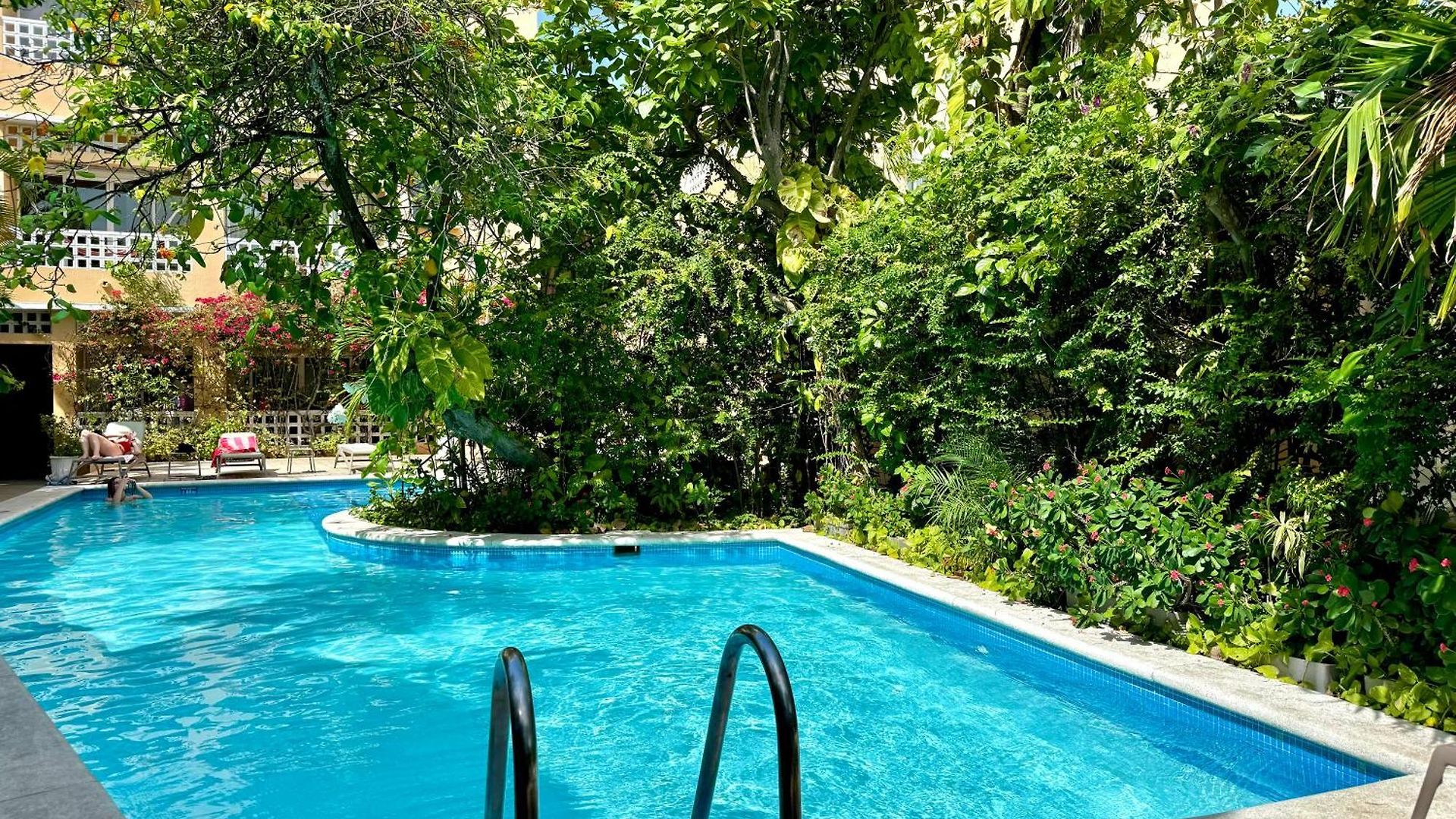 Apartamento Calamari Homes - Centenario 304 - Walled